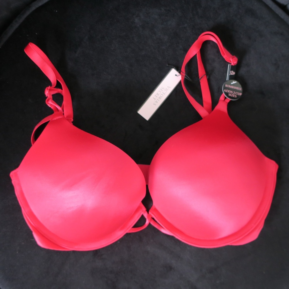 BNWT Victoria’s Secret Hot Pink Bombshell Bra